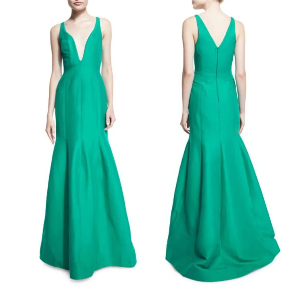 Halston Heritage Sleeveless Plunge-Neck Tulip Evening Gown Dress 22466